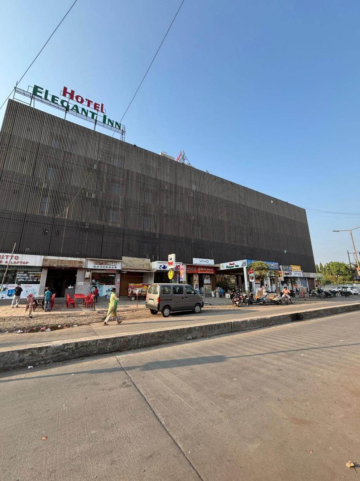 Hotel Elegant Inn Surate Exterior foto